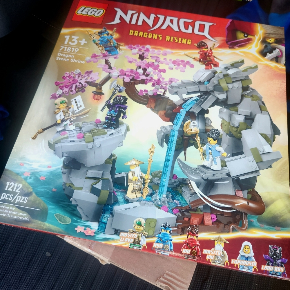 LEGO 71819 Ninjago Dragon Stone Shrine 71819 Brand new sealed